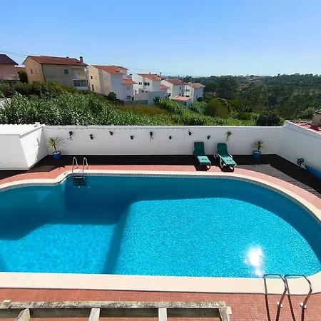 Sunny With Pool & View - 5 Min